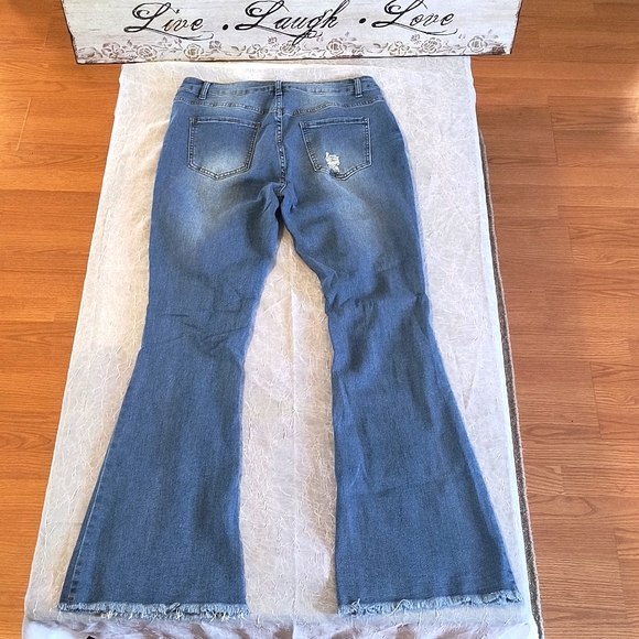 New in Package High rise, Stretchy, Fit and Flare Jeans - Picture 6 of 9